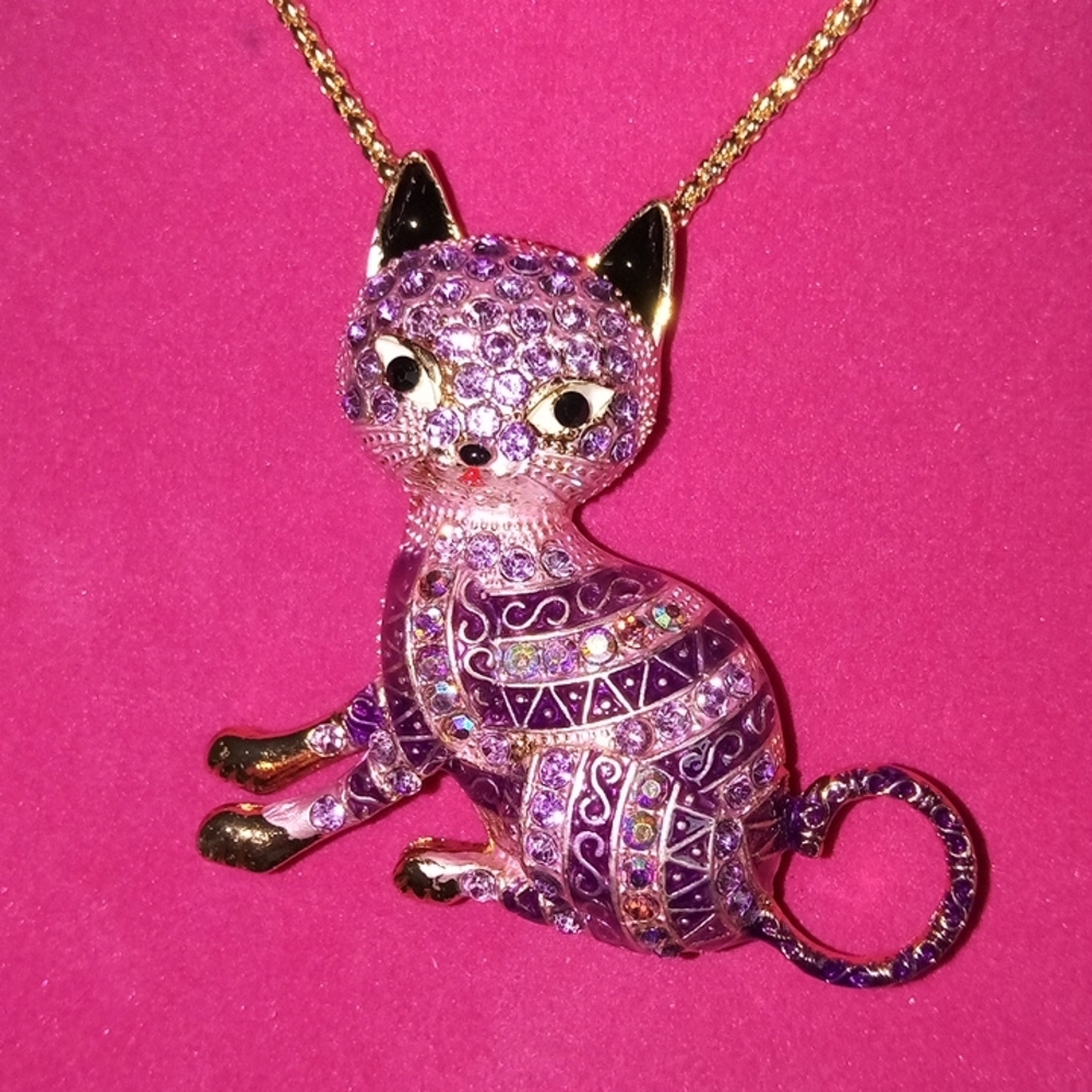 Purple Rhinestone Cat Necklace - Picture 2 of 3